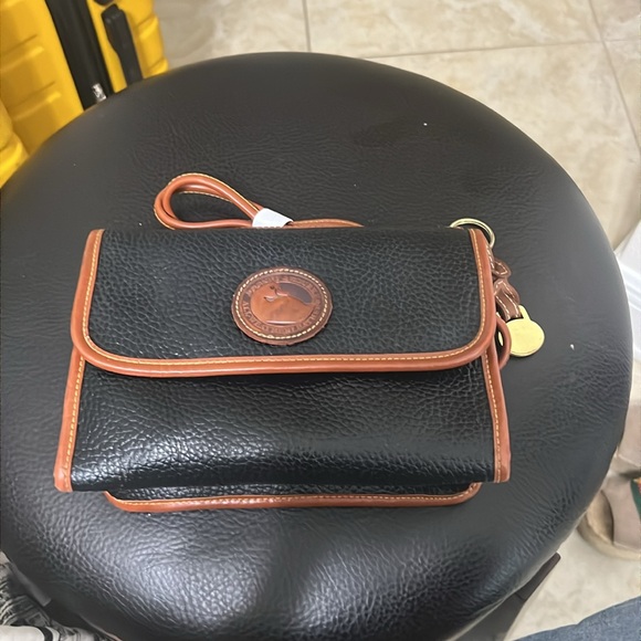 Dooney & Bourke bundle - Picture 2 of 13